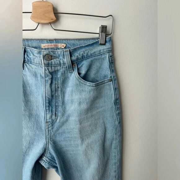 'Levis 70s High Straight  Jean light wash - Picture 4 of 12